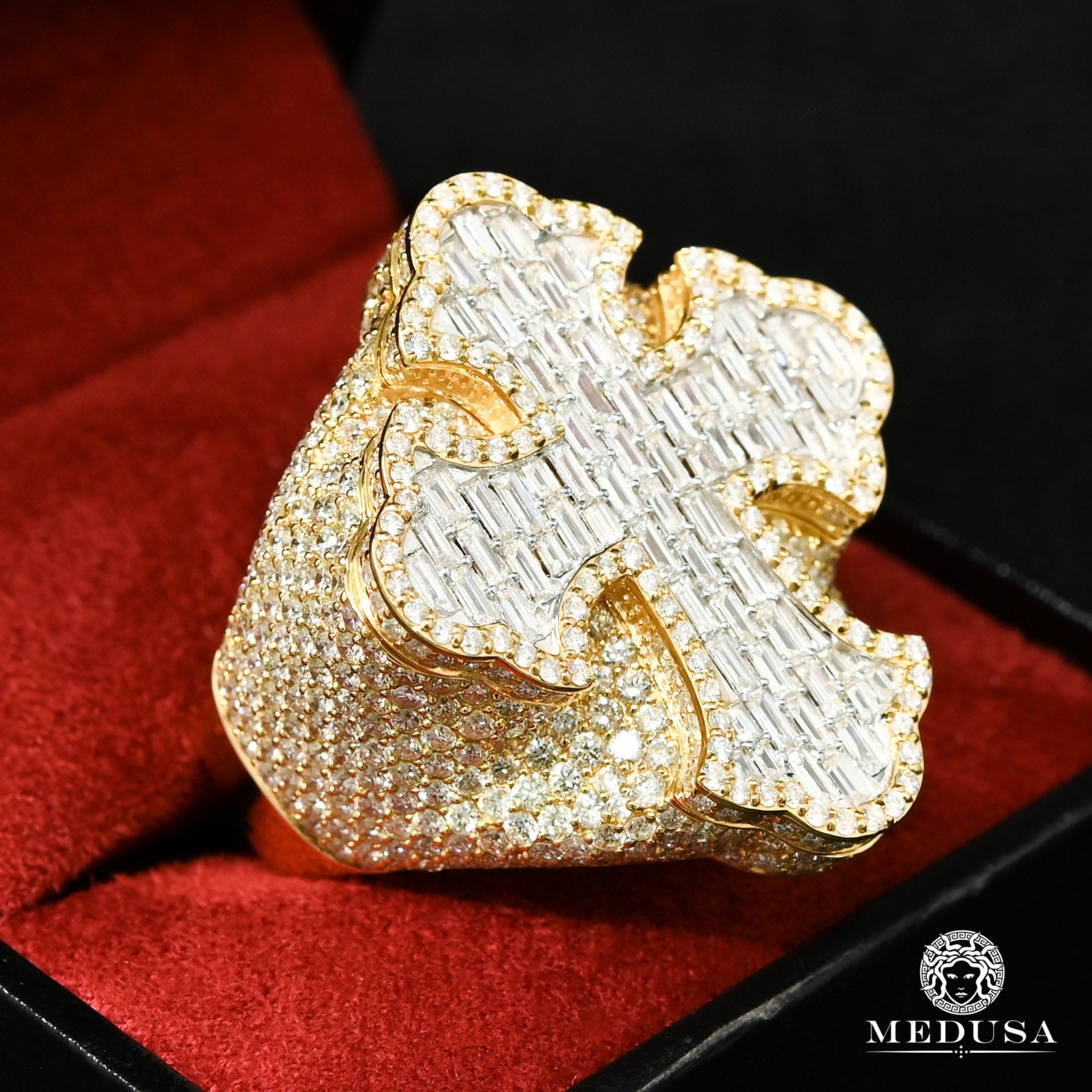 Bague à Diamants en Or 14K | Bague Homme Luxurious D17 - Cross Or Jaune