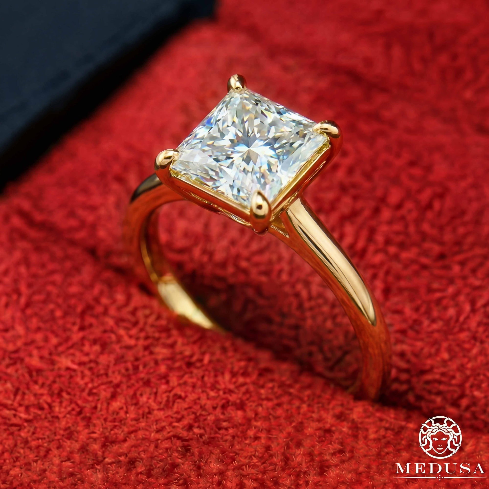 Bague à Diamants en Or 14K | Bague Fiançaille Solitaire LAB D2 - Princess Cut Or Jaune / 1.00CT / Plain