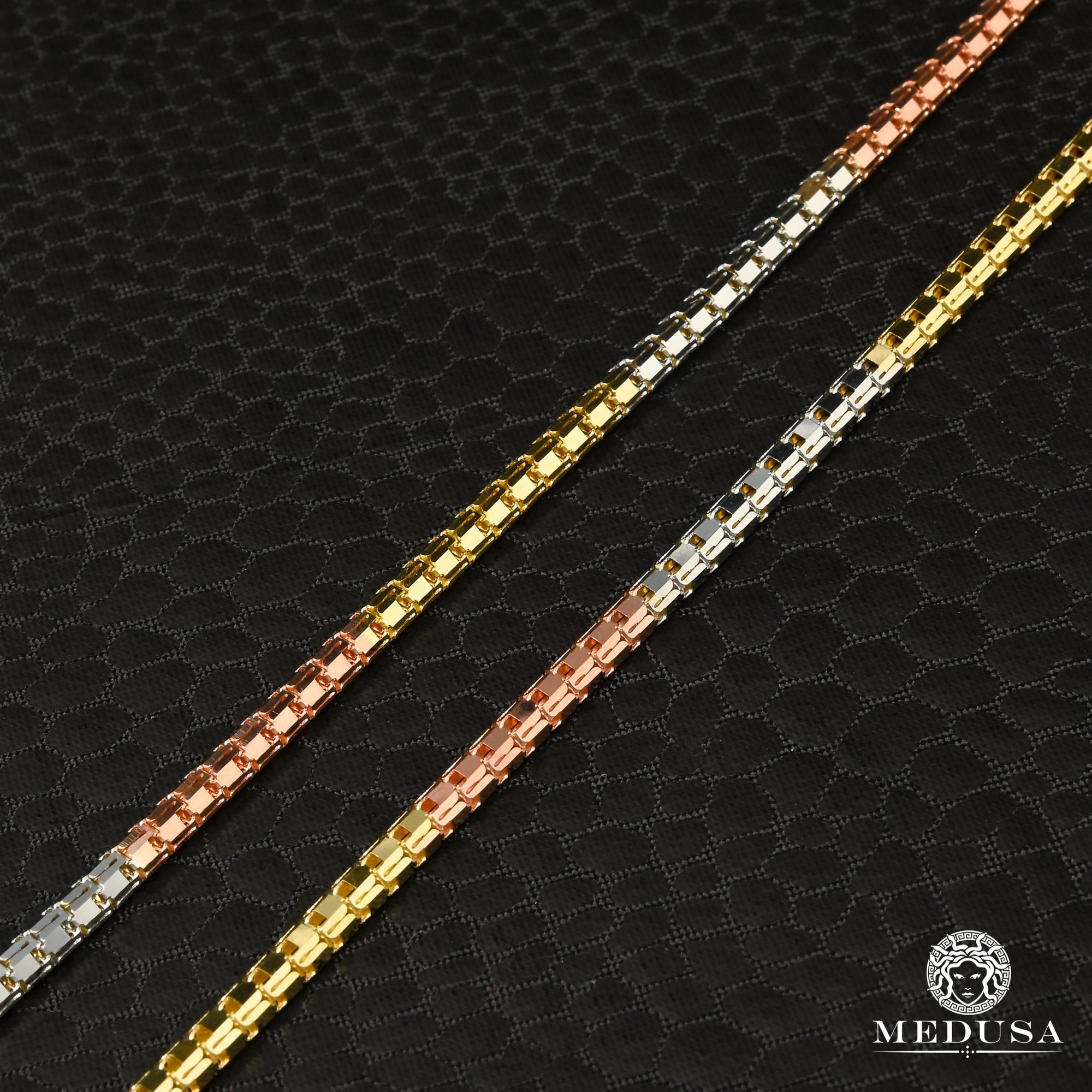 Chaîne en Or 10K | Chaîne 2.5mm Box Round 3 Tons