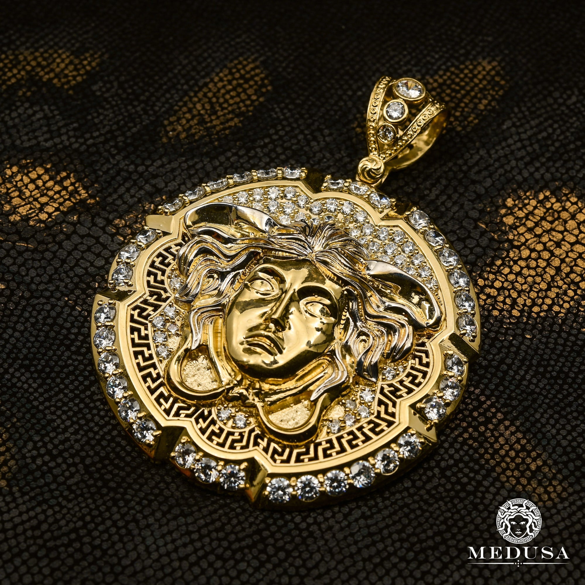 Pendentif en Or 10K | Médaillon Athéna F6 84mm / Or Jaune