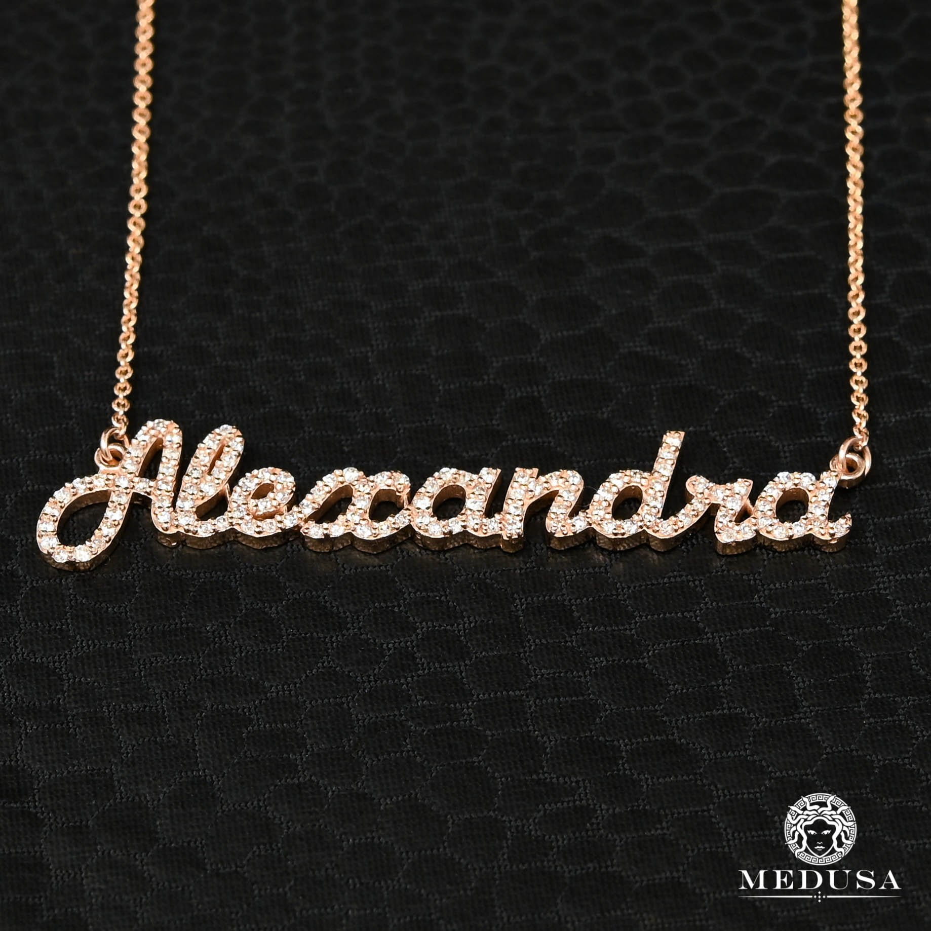 Collier en Or Custom | Bijoux Custom Collier Prénom Diamant Sur-Mesure