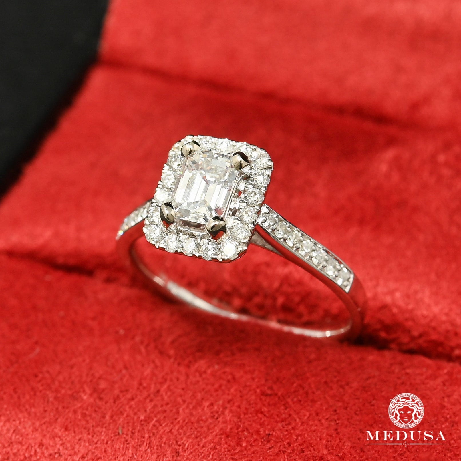 Bague à Diamants en Or 14K | Bague Fiançaille Trinity D20 - Bague Solitaire Emerald 50PT Or Blanc