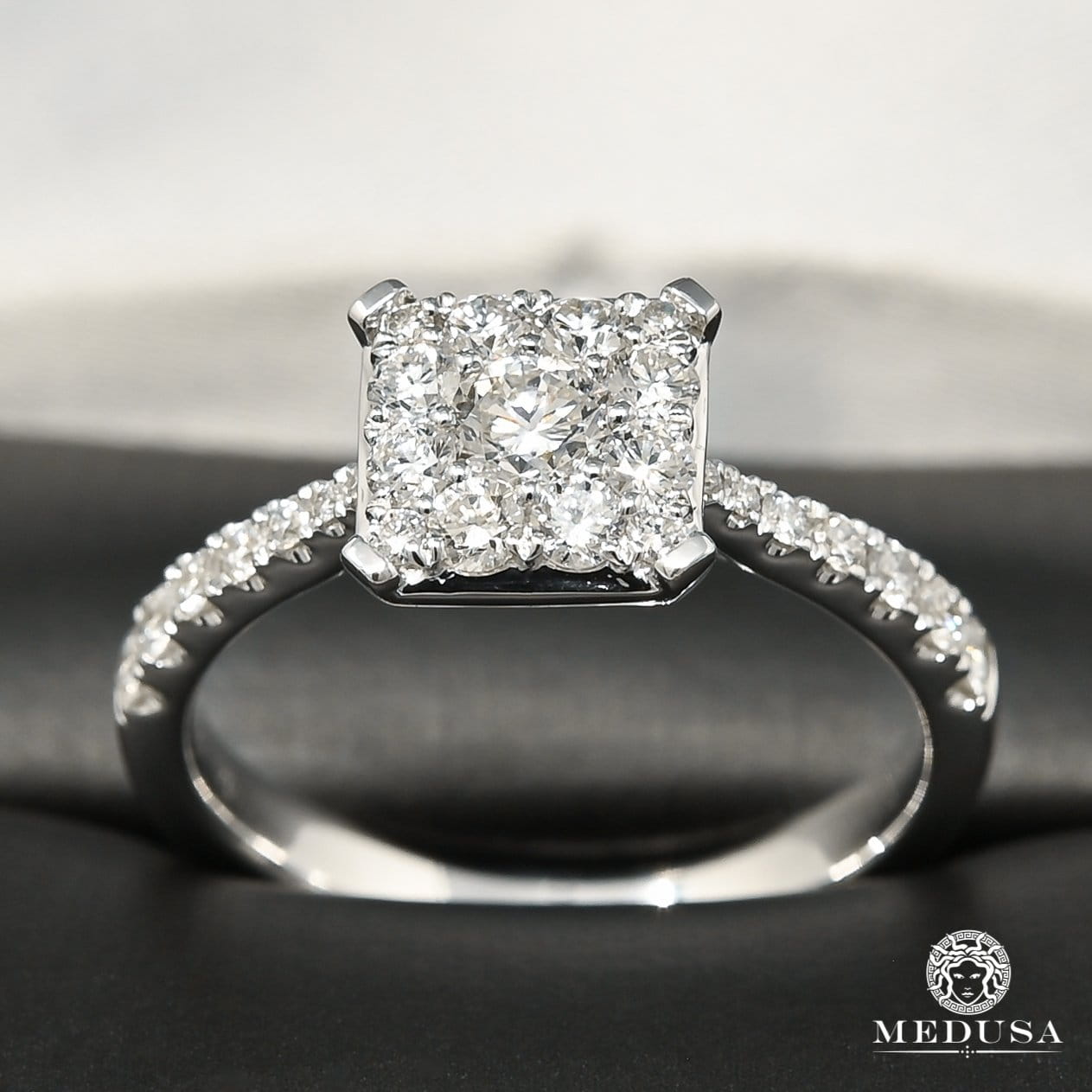 18K Gold Diamond Ring | Trinity Engagement Ring D9 - Solitaire Ring 84PT White Gold